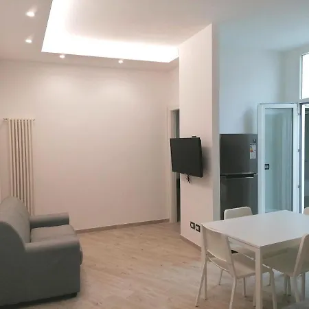 In Centro ואסטו