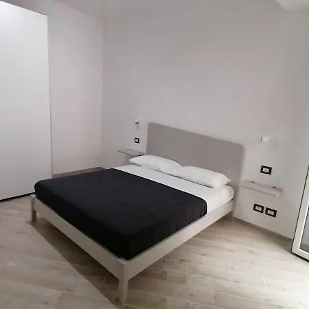 In Centro * Васто